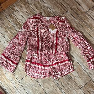 Umgee Red and White Paisley Blouse